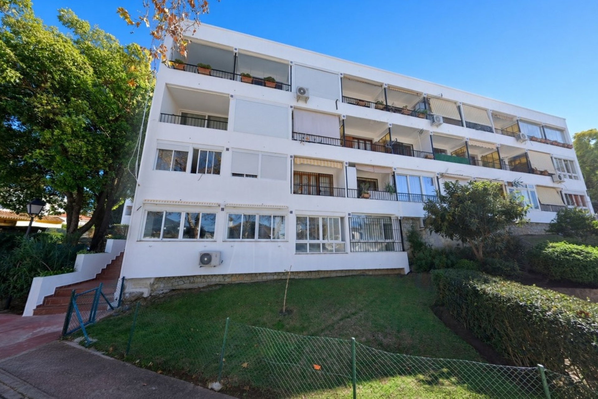 Resale - apartment - Marbella - La Campana