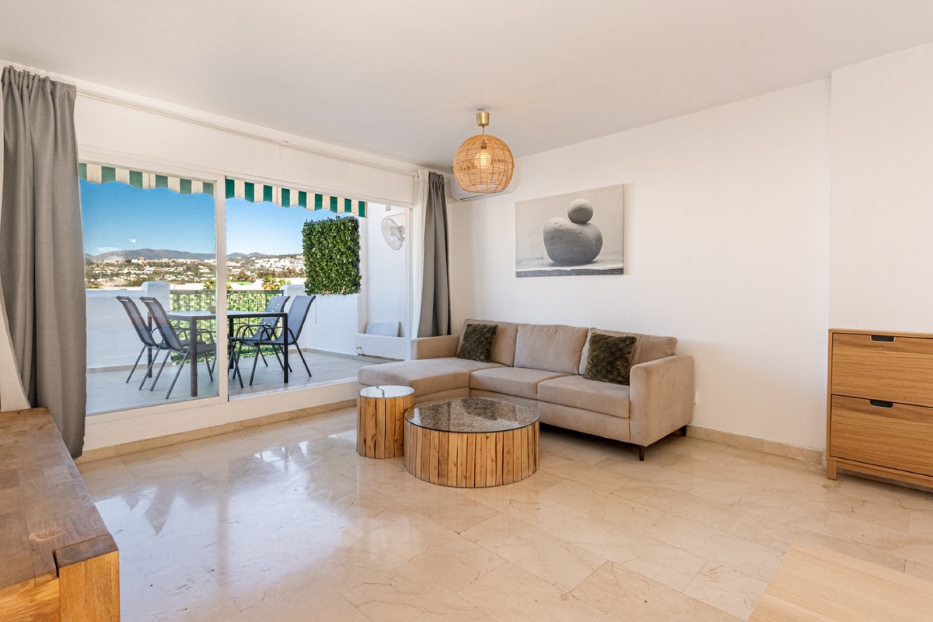 Resale - apartment - Marbella - La Campana