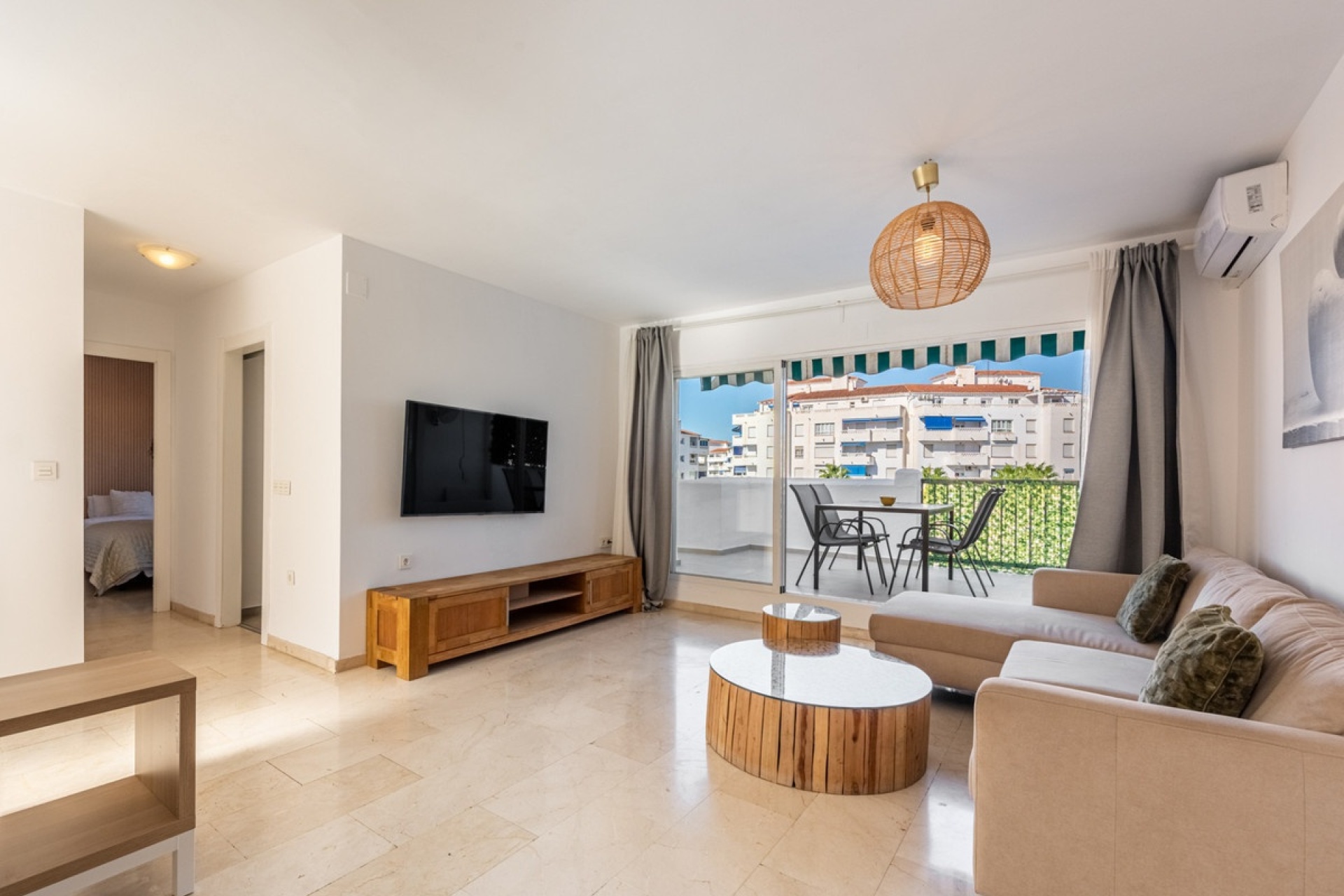 Resale - apartment - Marbella - La Campana