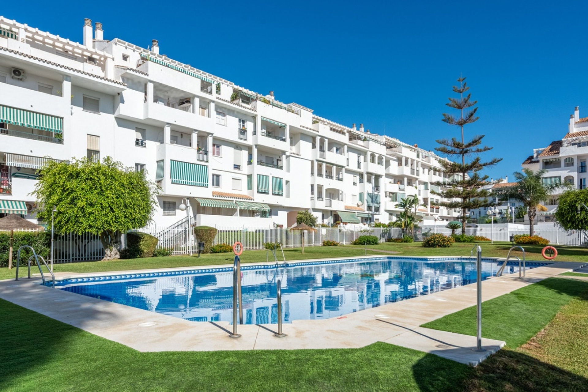 Resale - apartment - Marbella - La Campana