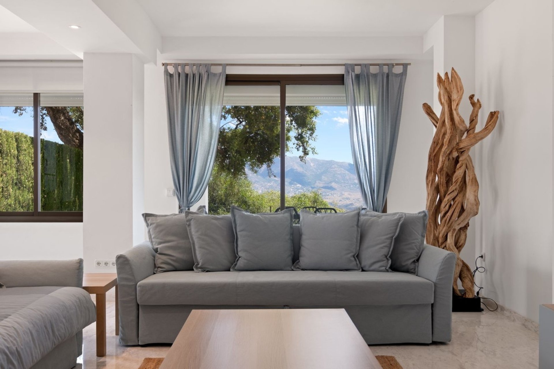 Resale - apartment - Marbella - La Mairena