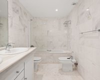 Resale - apartment - Marbella - La Mairena