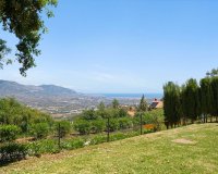 Resale - apartment - Marbella - La Mairena