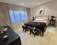 Resale - apartment - Marbella - La Mairena