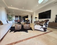 Resale - apartment - Marbella - La Mairena
