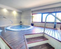 Resale - apartment - Marbella - La Mairena