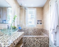 Resale - apartment - Marbella - La Mairena