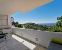 Resale - apartment - Marbella - La Mairena