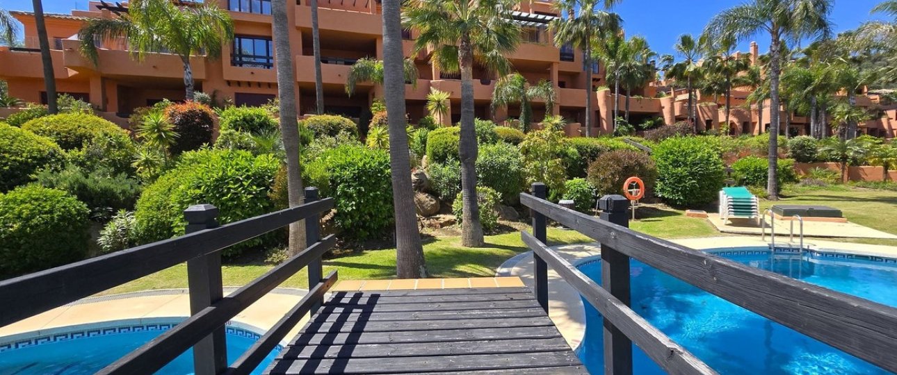 Resale - apartment - Marbella - La Mairena