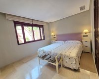 Resale - apartment - Marbella - La Mairena