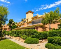 Resale - apartment - Marbella - La Mairena