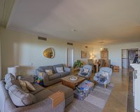 Resale - apartment - Marbella - La Mairena