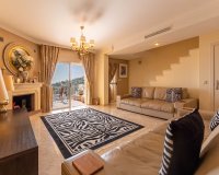 Resale - apartment - Marbella - La Mairena