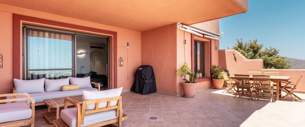 Resale - apartment - Marbella - La Mairena