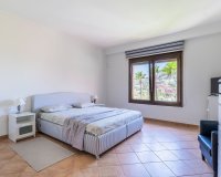 Resale - apartment - Marbella - La Mairena