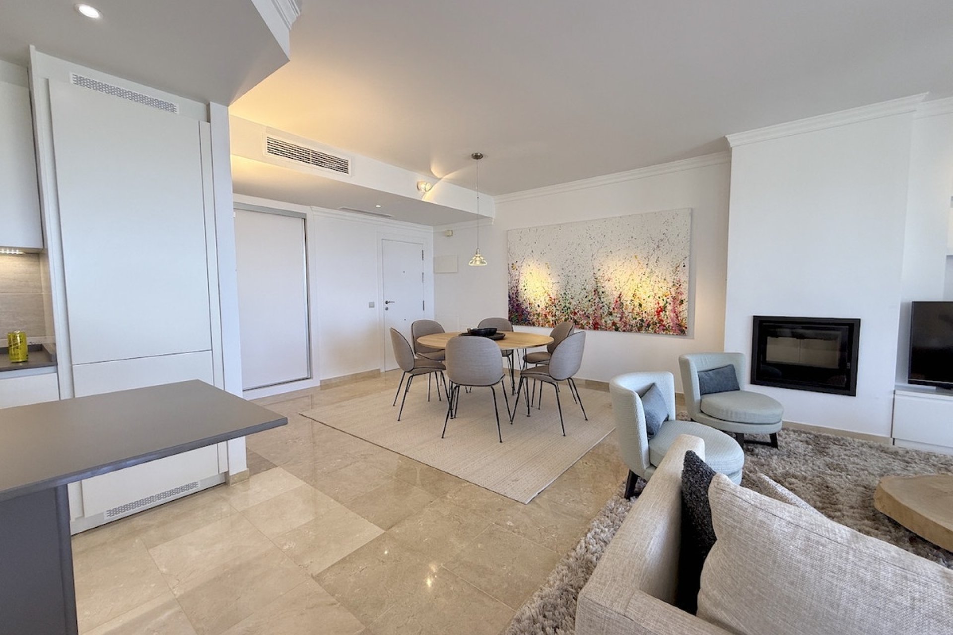 Resale - apartment - Marbella - La Mairena