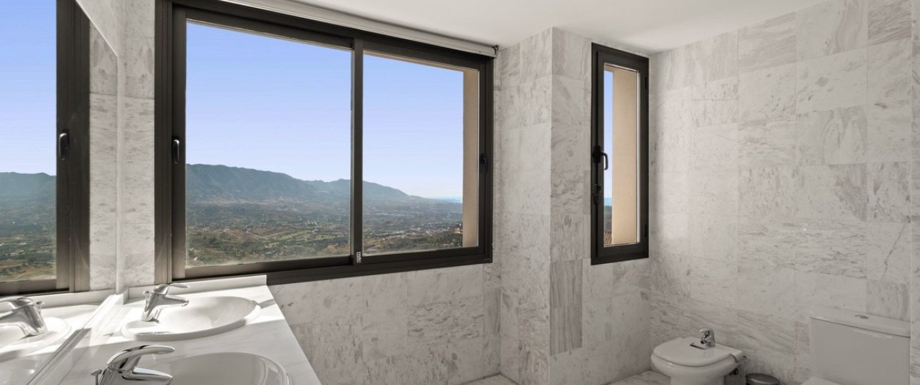 Resale - apartment - Marbella - La Mairena