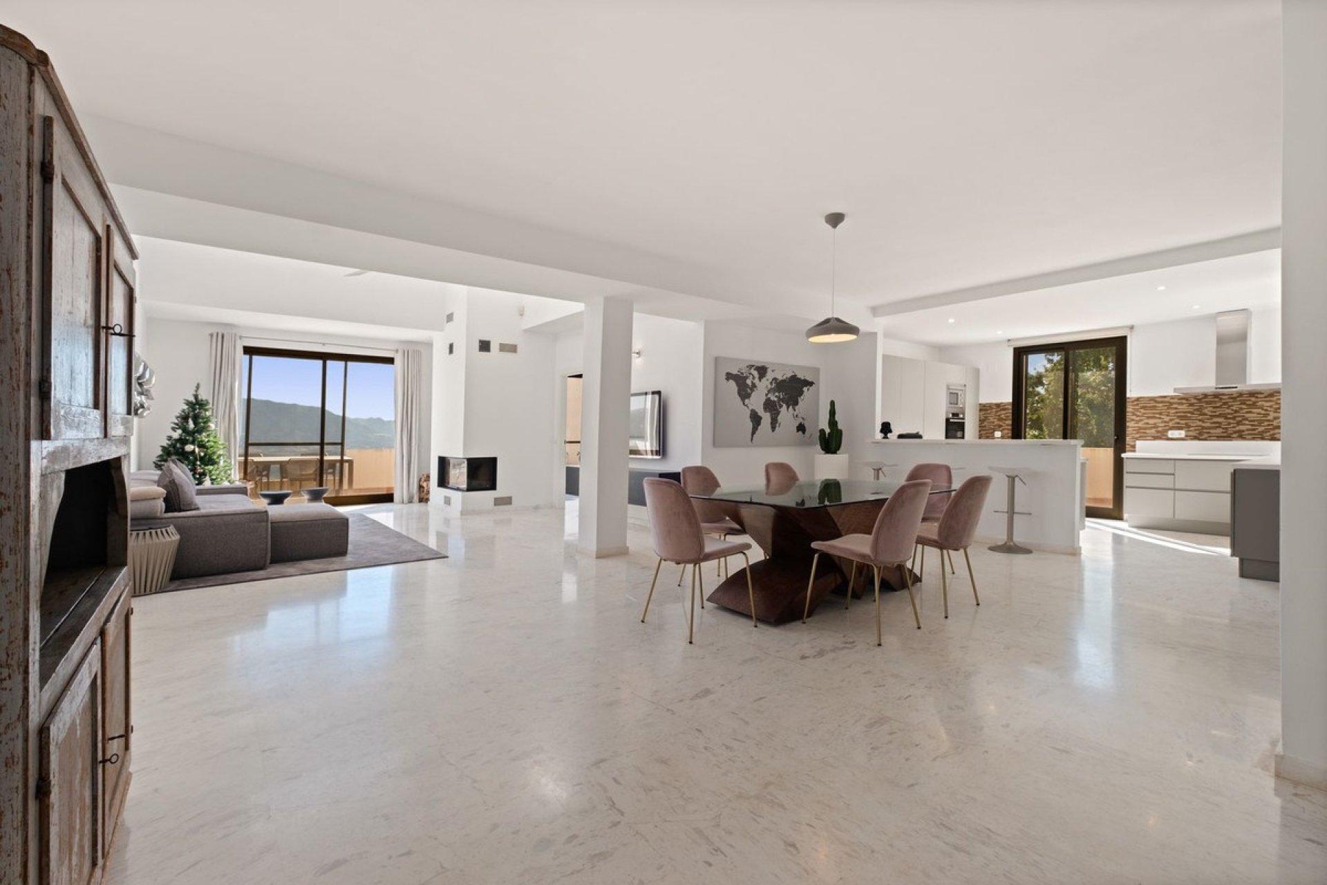 Resale - apartment - Marbella - La Mairena
