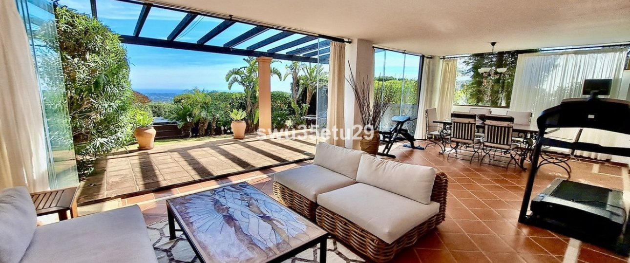 Resale - apartment - Marbella - La Mairena