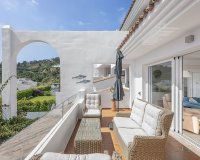Resale - apartment - Marbella - La Mairena