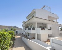 Resale - apartment - Marbella - La Mairena