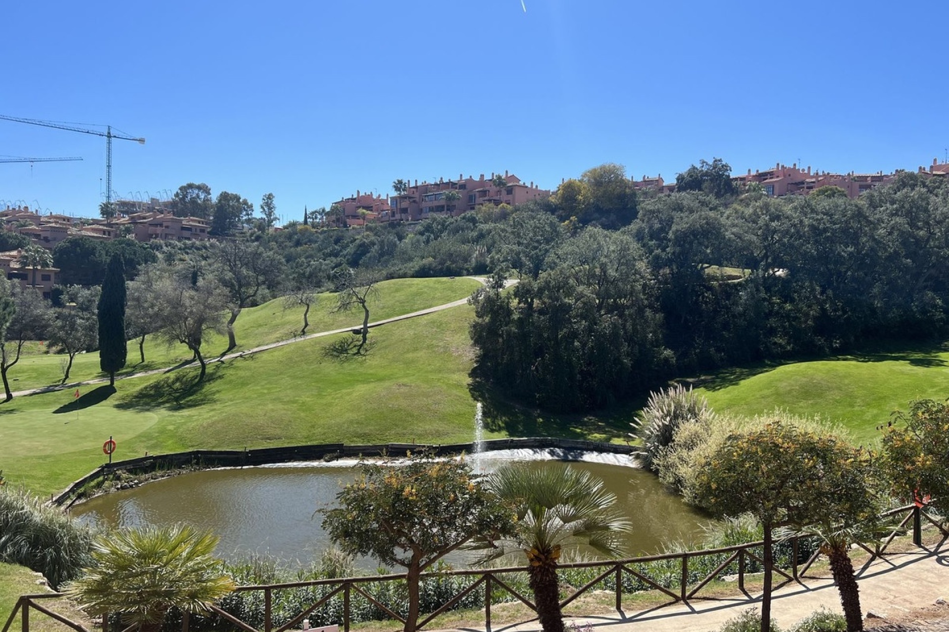Resale - apartment - Marbella - La Mairena