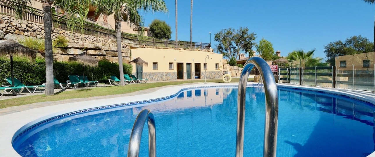 Resale - apartment - Marbella - La Mairena
