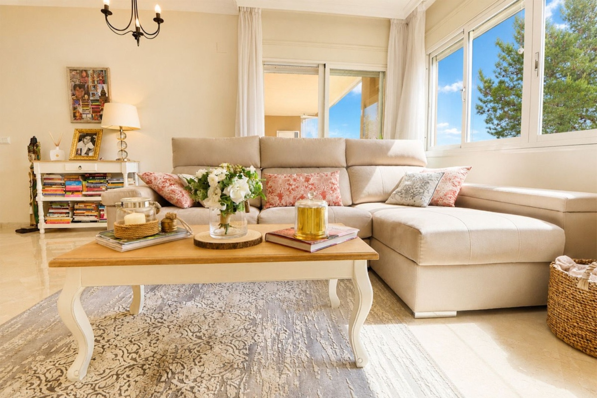Resale - apartment - Marbella - La Mairena