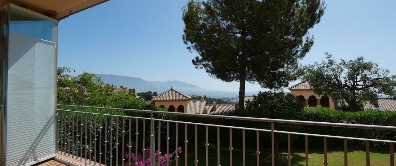 Resale - apartment - Marbella - La Mairena
