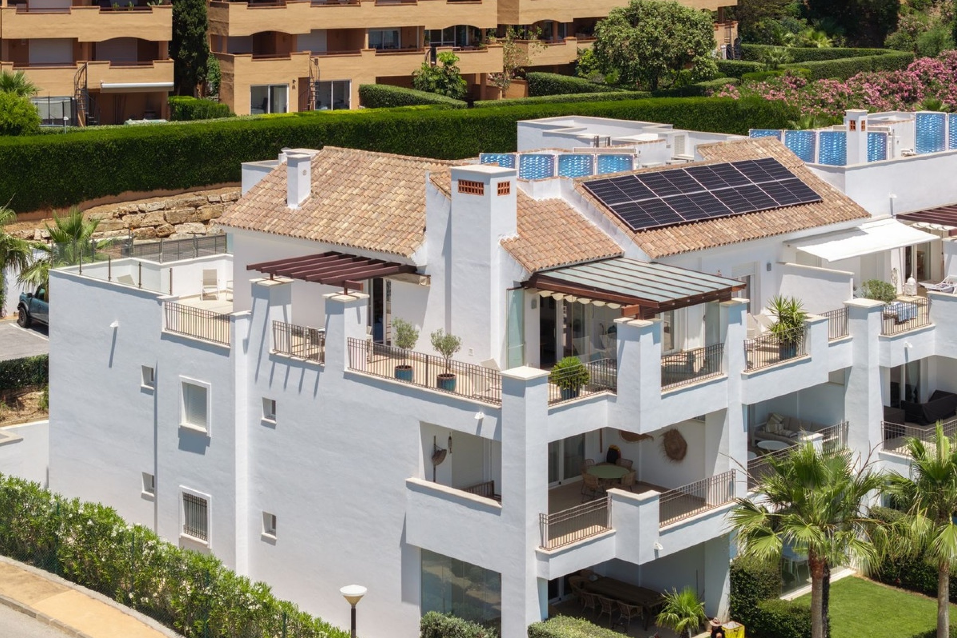 Resale - apartment - Marbella - La Mairena