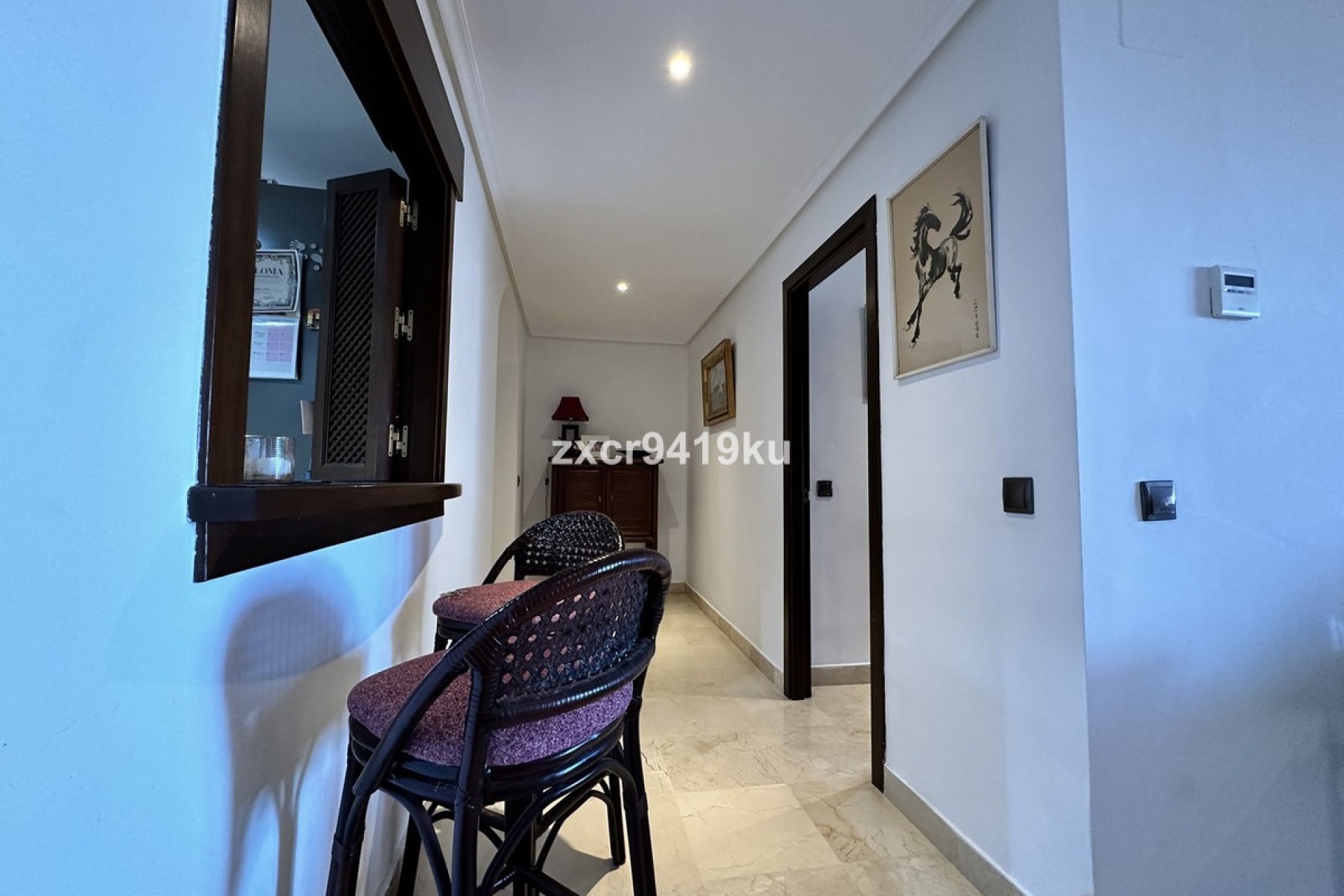 Resale - apartment - Marbella - La Mairena