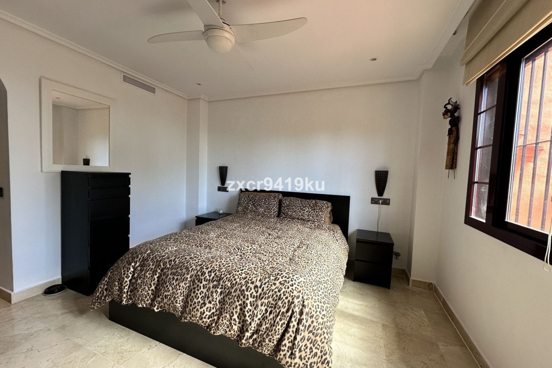 Resale - apartment - Marbella - La Mairena