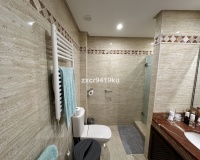 Resale - apartment - Marbella - La Mairena
