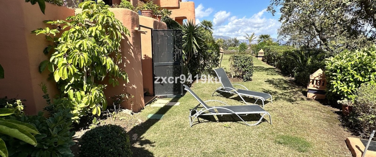 Resale - apartment - Marbella - La Mairena