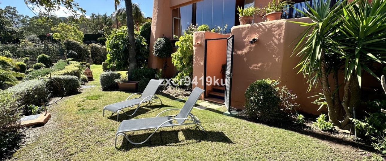 Resale - apartment - Marbella - La Mairena
