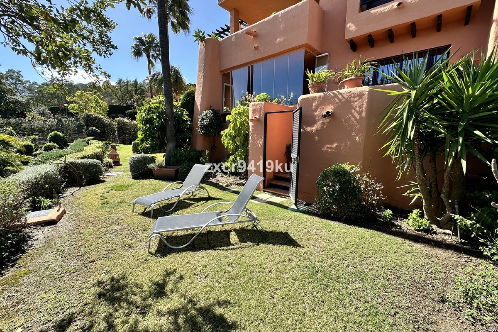 Resale - apartment - Marbella - La Mairena