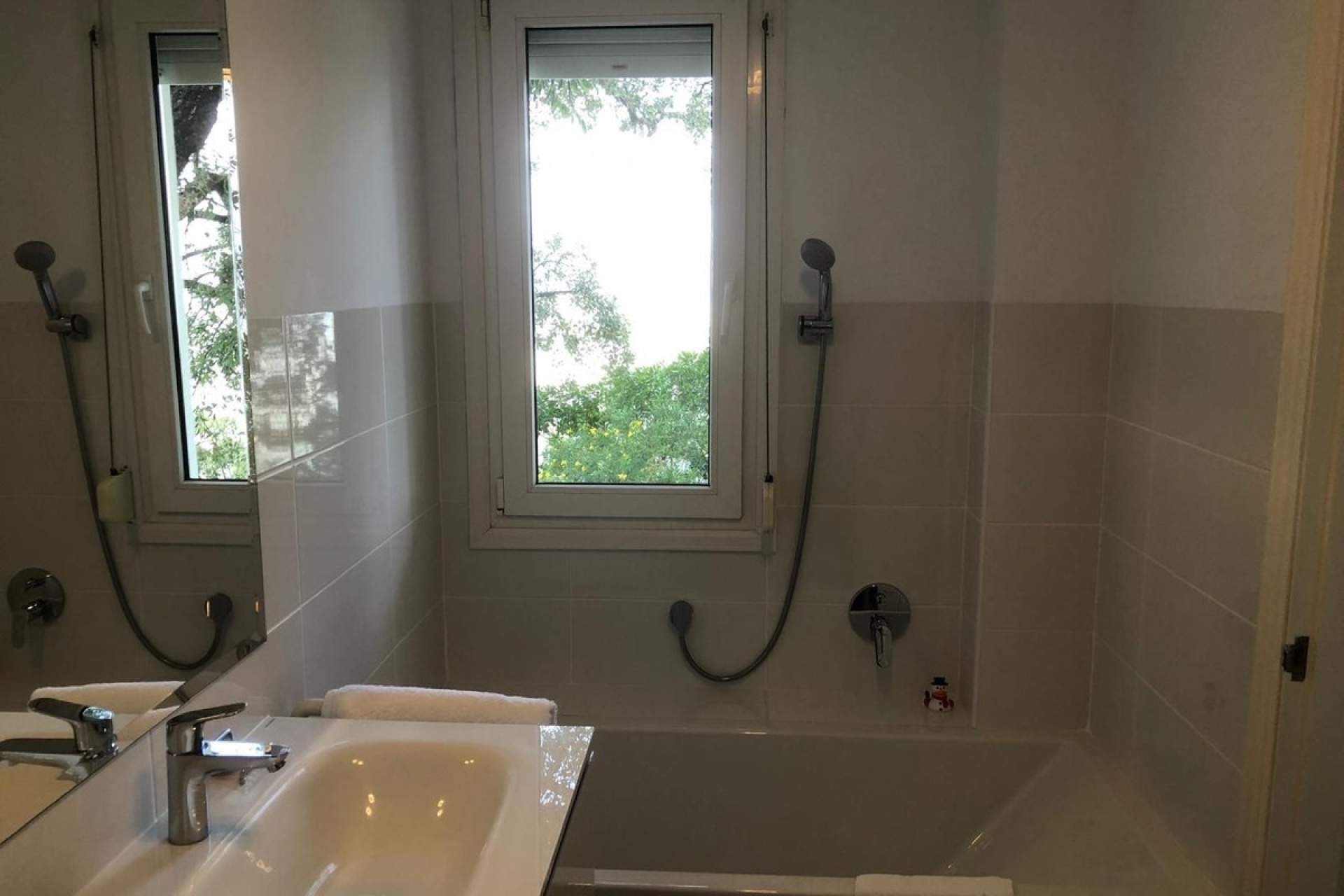 Resale - apartment - Marbella - La Mairena