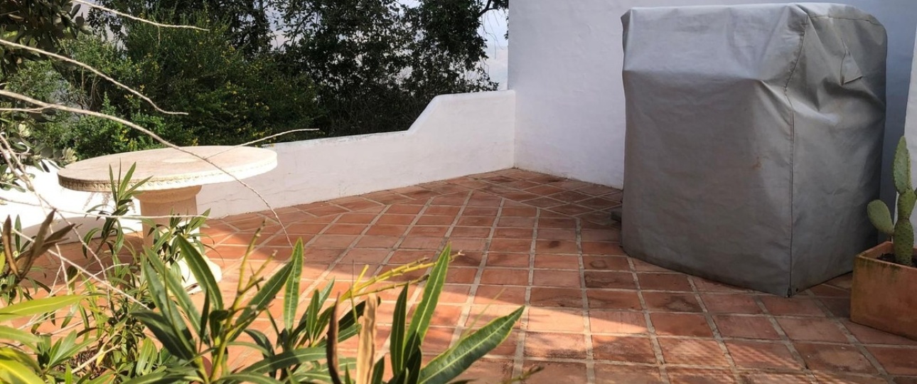 Resale - apartment - Marbella - La Mairena