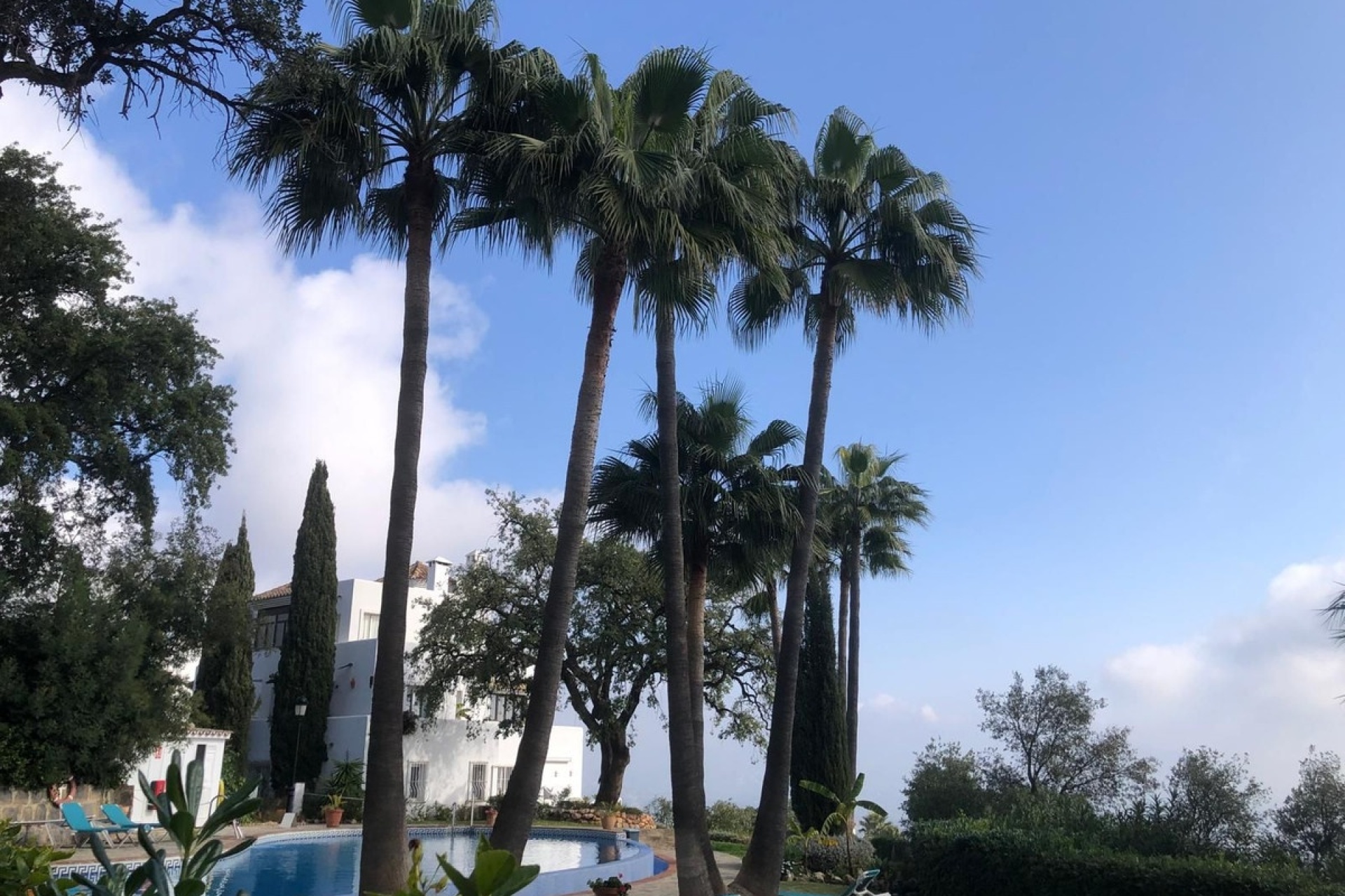 Resale - apartment - Marbella - La Mairena