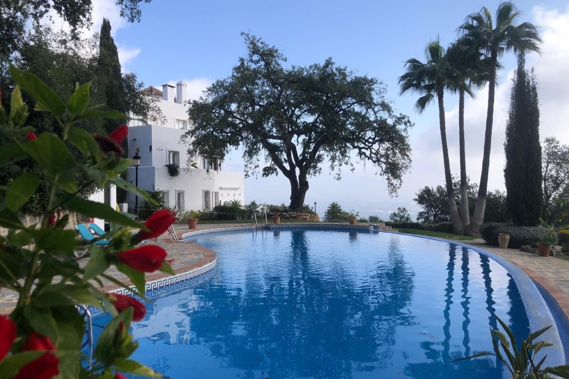 Resale - apartment - Marbella - La Mairena