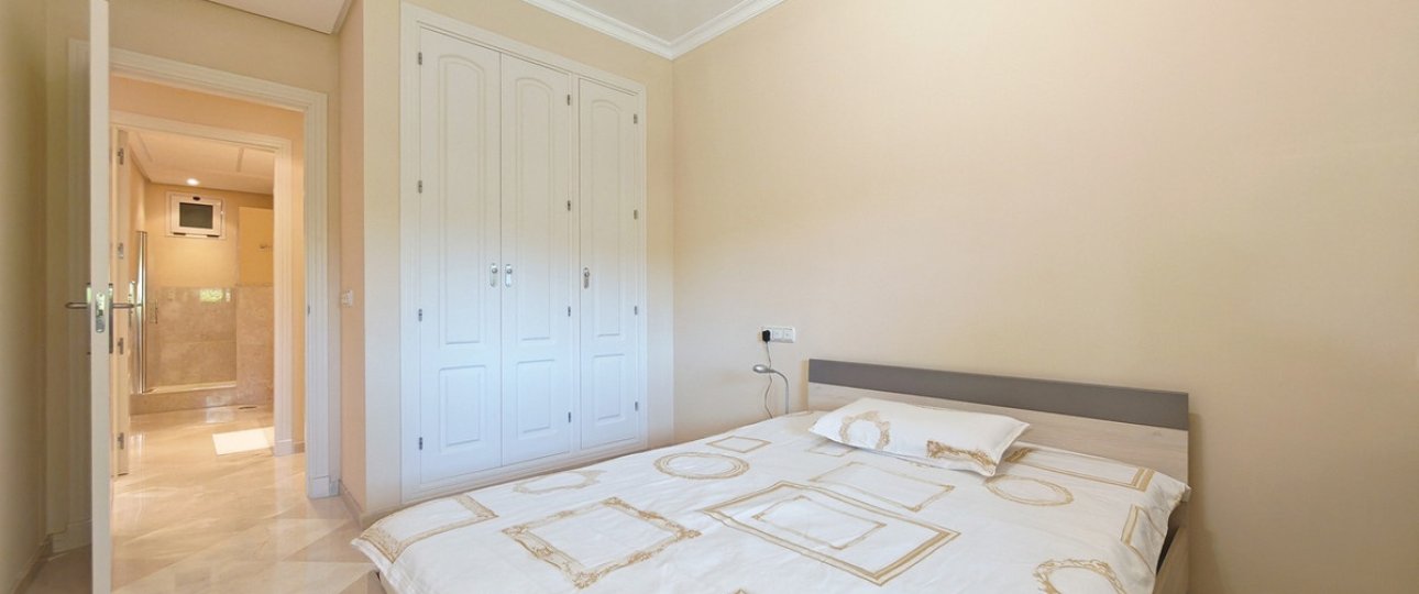 Resale - apartment - Marbella - La Mairena