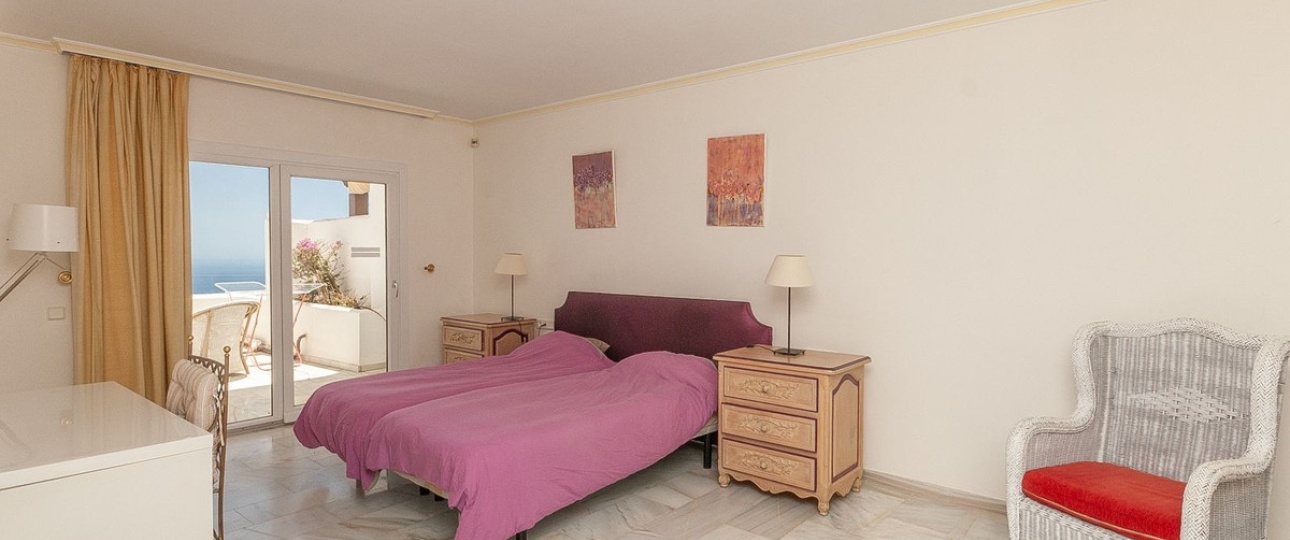Resale - apartment - Marbella - La Mairena