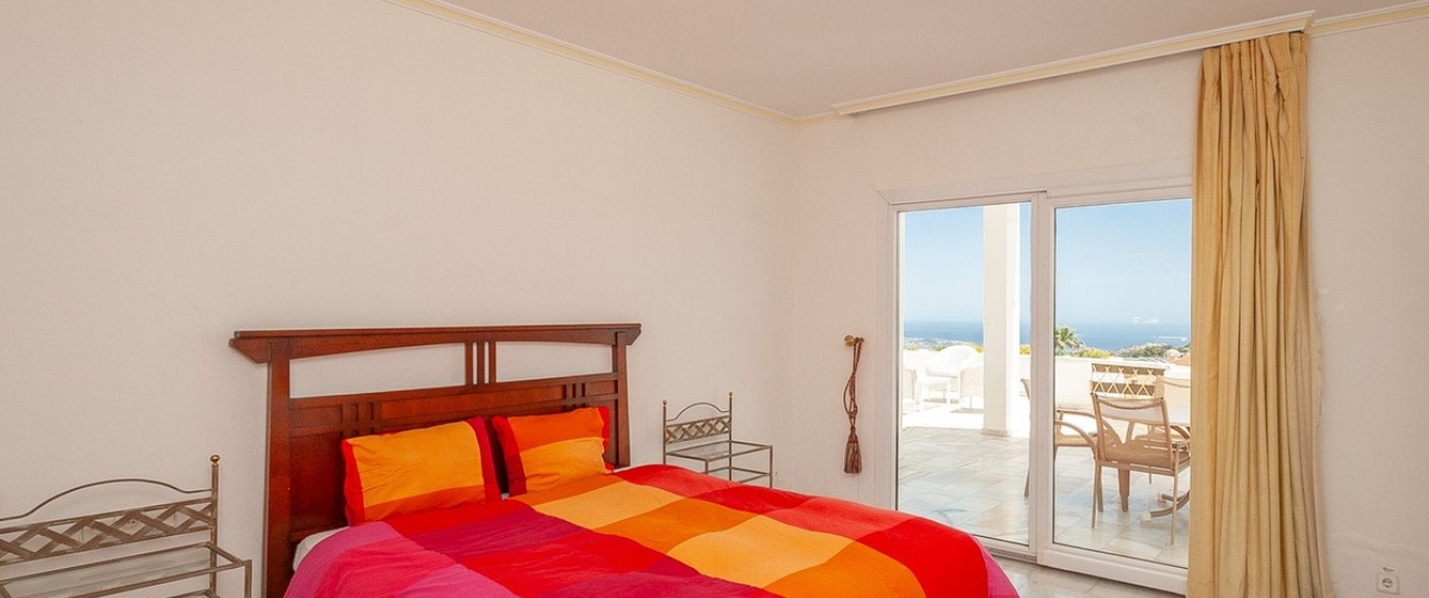 Resale - apartment - Marbella - La Mairena