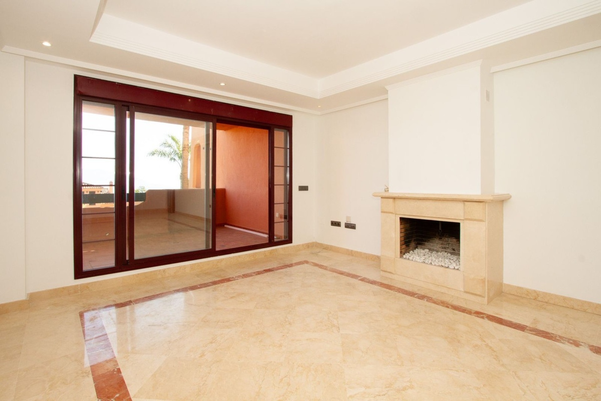 Resale - apartment - Marbella - La Mairena