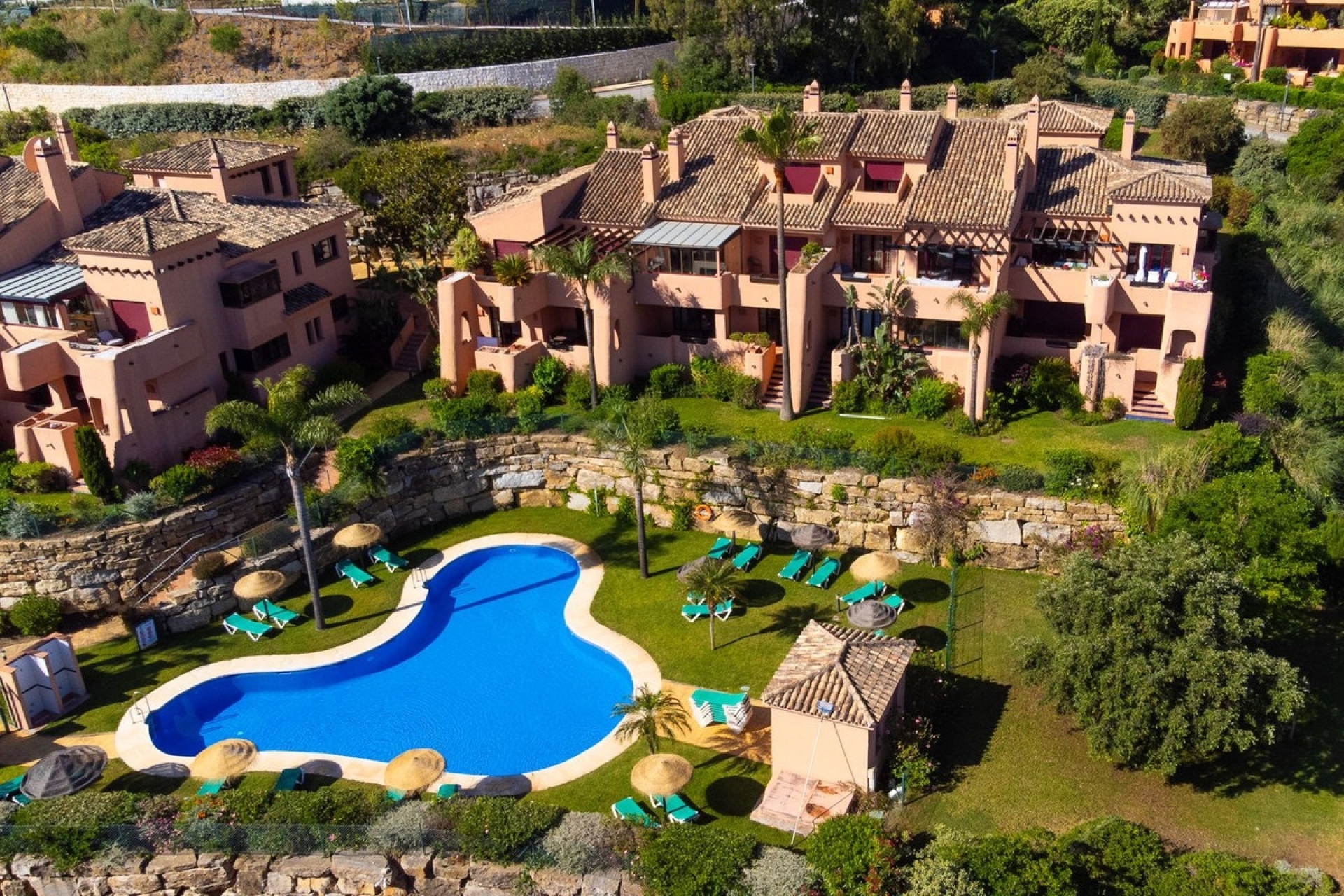 Resale - apartment - Marbella - La Mairena