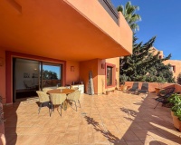 Resale - apartment - Marbella - La Mairena