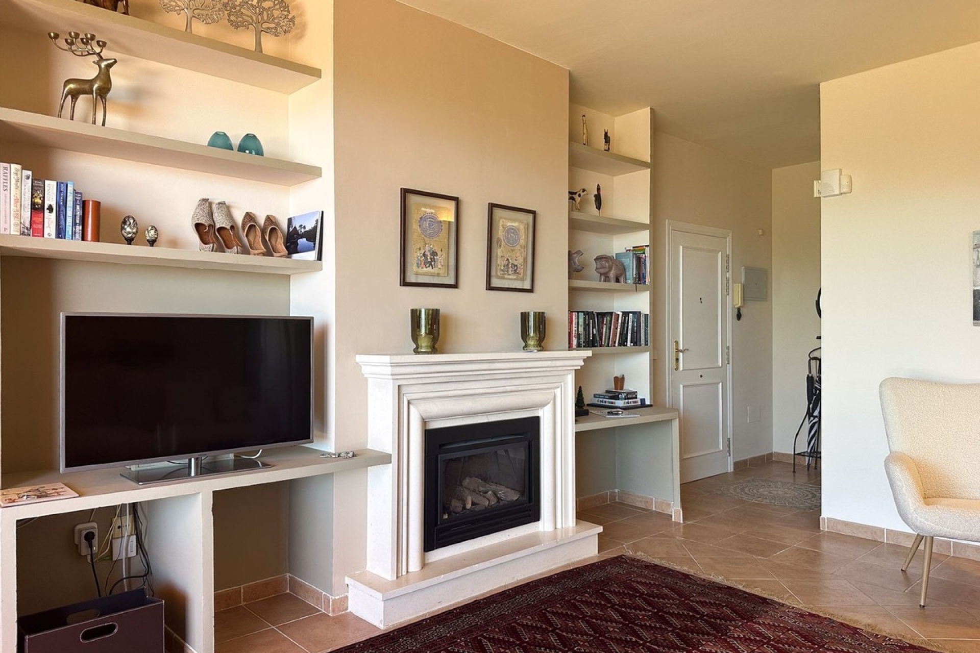 Resale - apartment - Marbella - La Mairena