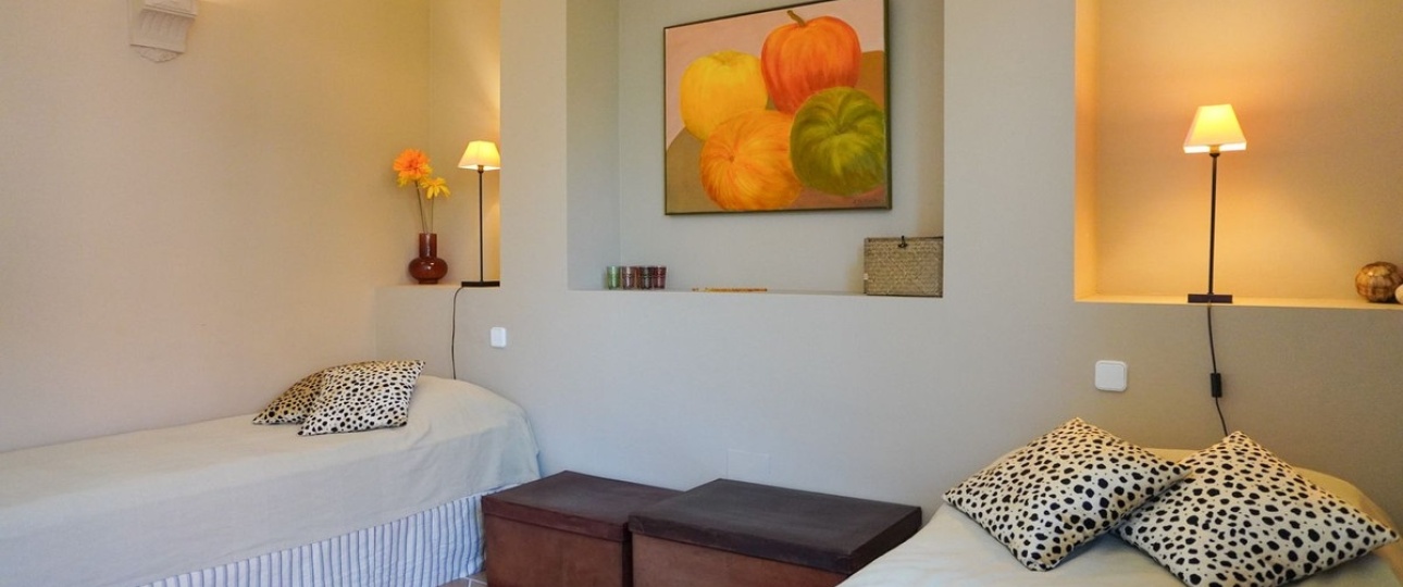 Resale - apartment - Marbella - La Mairena