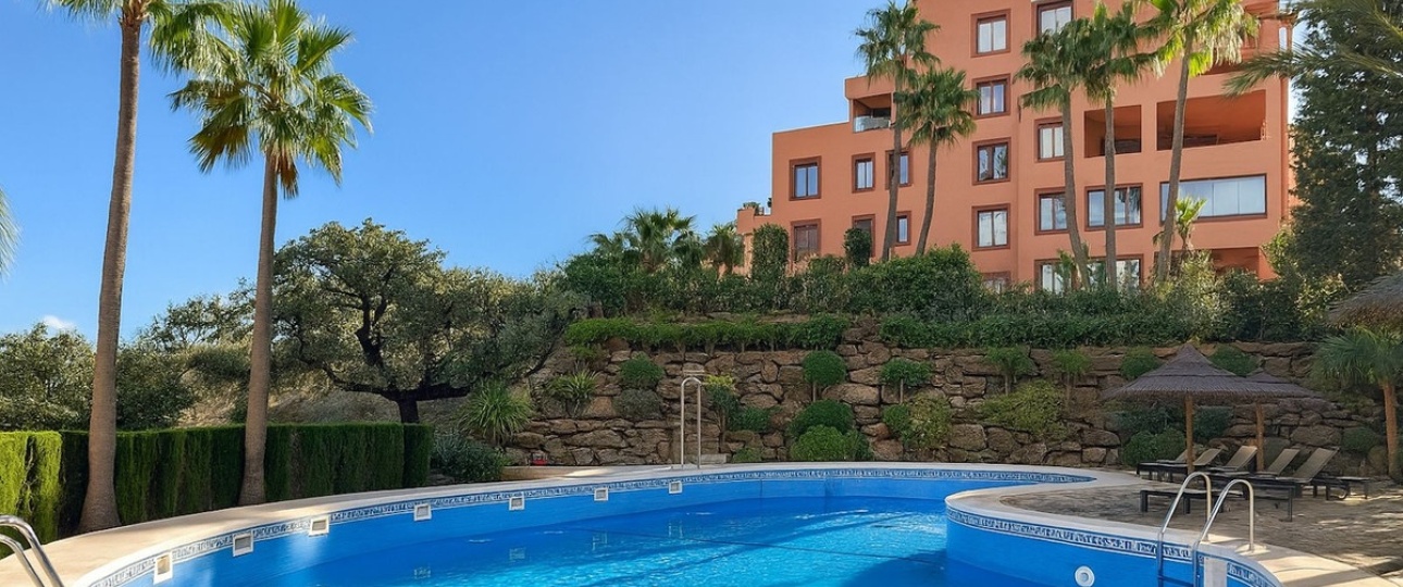 Resale - apartment - Marbella - La Mairena