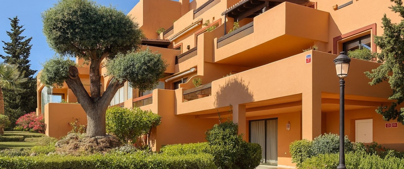 Resale - apartment - Marbella - La Mairena